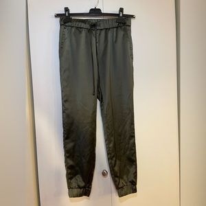 Banana Republic Pants/Joggers - Petite XS
